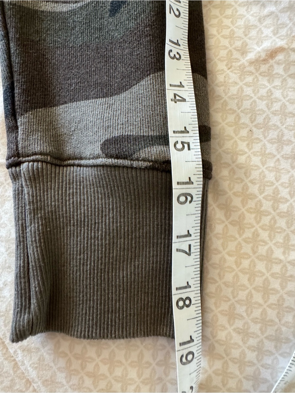 No Boundaries Gray Knit Pullover Camo Sweatshirt Juniors/Girls Size L (12-14 - Picture 11 of 11